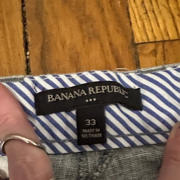 Banana Republic Gray Flat Front Shorts NWOT Linen Cotton Blend 9” inseam - Picture 3 of 8